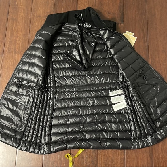 Michael Kors puffer quilted black vest jacket - Picture 9 of 10